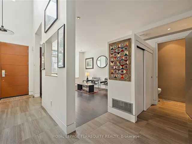 House For Sale in Toronto, Ontario