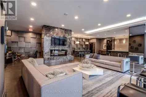 1 room apartment of 344 m² in Toronto