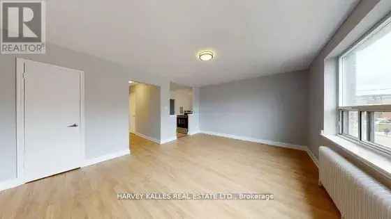 1 room apartment of 223 m² in Toronto