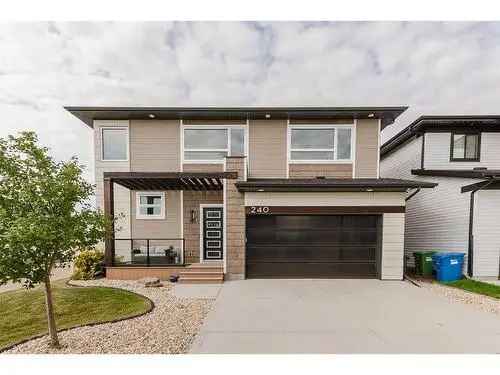 House For Sale In Evergreen, Red Deer, Alberta