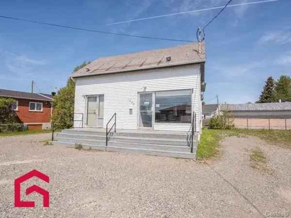 Commercial Building Office for Sale Abitibi Temiscamingue