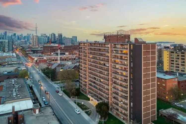 Apartment For Rent in 1251, King Street West, Toronto, Ontario