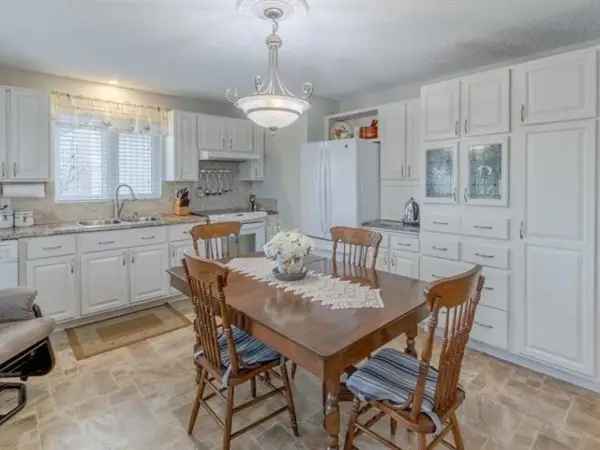 Bungalow for Sale Kingsey Falls 2 bedrooms