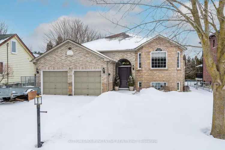 Custom Raised Bungalow Near 404 Hwy