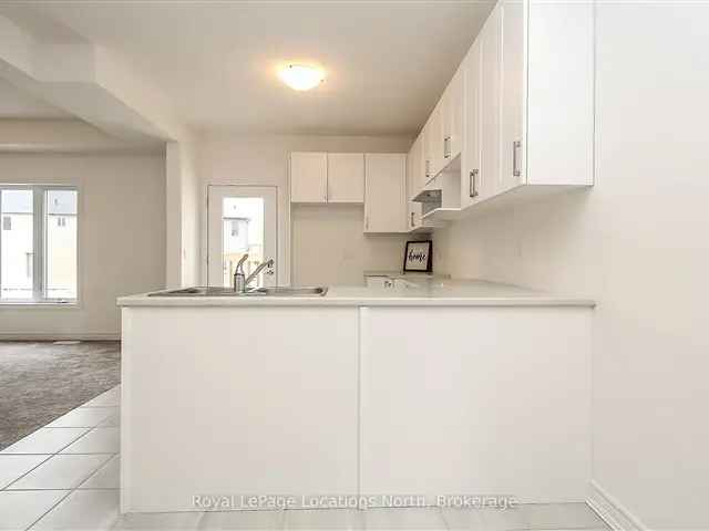 Almost Brand New Home in Summitview Estates Collingwood Annual Rental