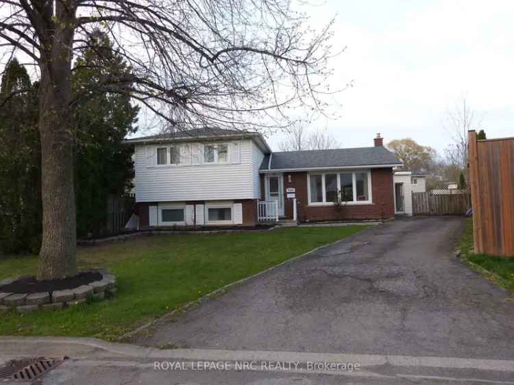 4 Level Side Split House with In Ground Pool and Large Sunroom