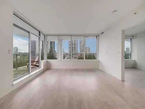 Luxury Surrey Condo - Linea by Rize - Panoramic Views