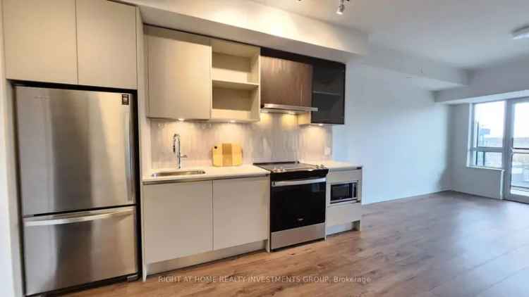 Buy 1 Bedroom Condo in Vibrant Community with High-End Finishes