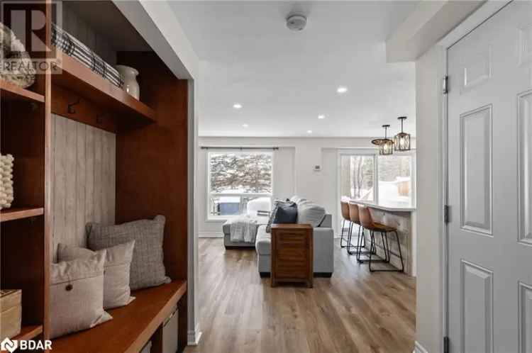 House For Sale in Barrie, Ontario