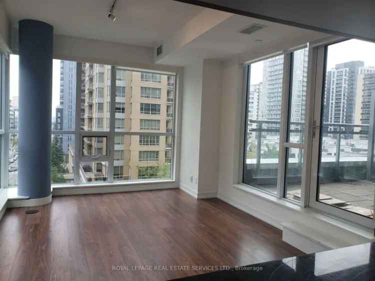 Madison Condo On Eglinton Bright 2 Bedroom Corner Unit