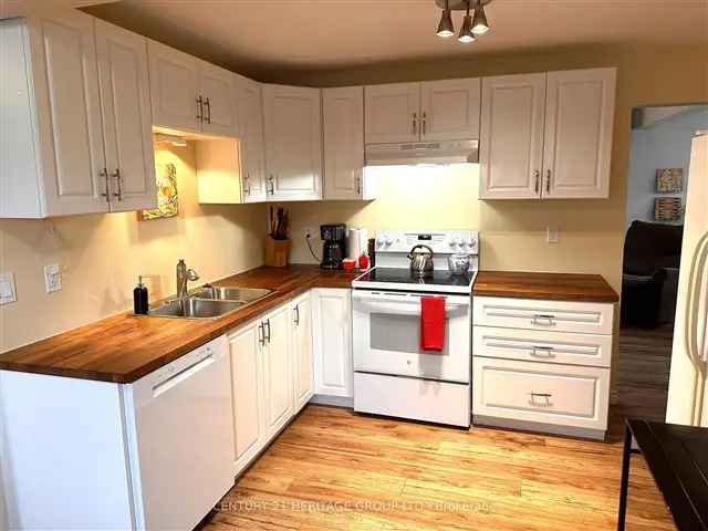 House For Sale in Georgina, Ontario