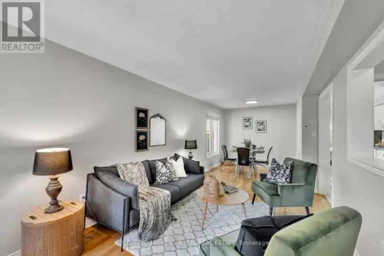 3 1 Bedroom Semi Detached Home in Newmarket Armitage Village