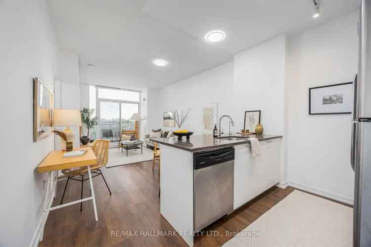 Condo For Sale in Toronto, Ontario