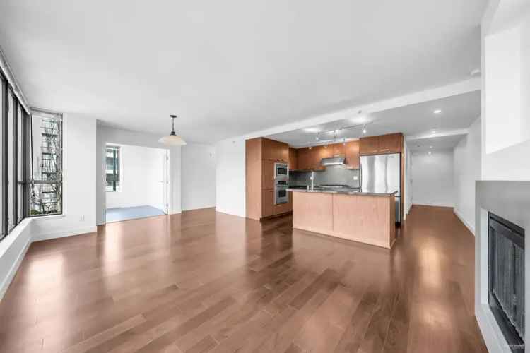 Cambie Village Condo 2 Bed 2 Bath Den New Carpet and Paint