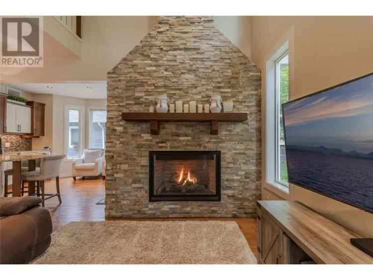 Kelowna Family Home: Two Homes on One Lot