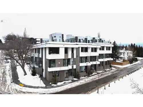 Townhouse For Sale In Capitol Hill, Calgary, Alberta