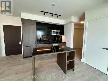 3 rooms apartment of 163 m² in Toronto