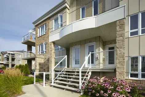 4 rooms apartment of 106 m² in Quebec
