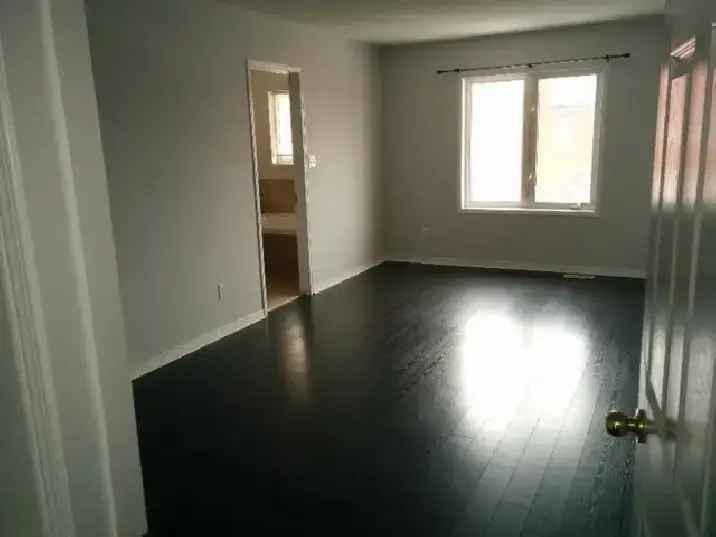 Spacious 3-bedroom house for rent in Village at York University