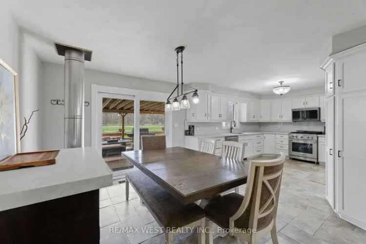 29-Acre Hobby Farm in St Williams with Barn and Auxiliary Building