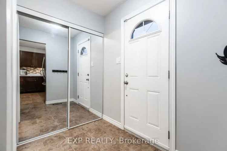 3 Bed 2.5 Bath Condo Townhouse with Finished Basement and 2 Parking Spots