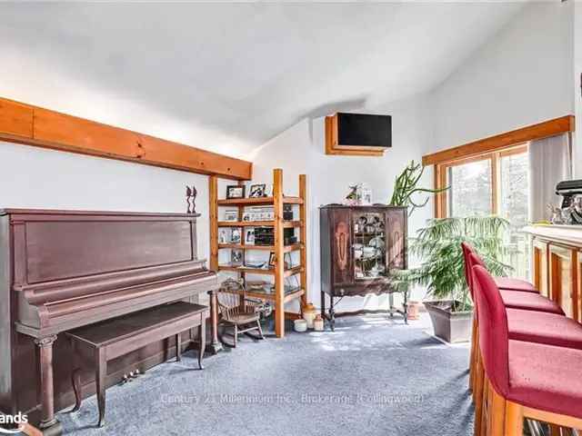 House For Sale in The Blue Mountains, Ontario