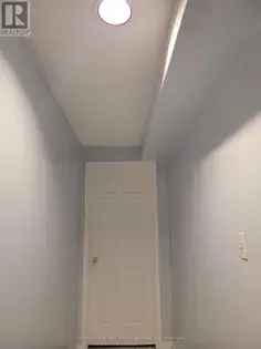 2 rooms apartment of 1381 m² in Mississauga