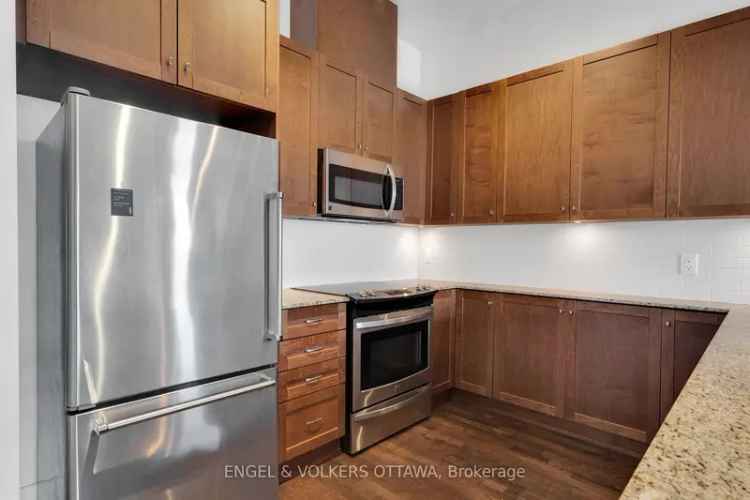 Buy Spacious Stacked Townhouse in Ottawa with 2 Bedrooms and 2 Baths