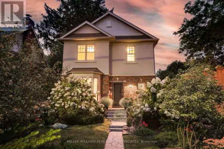 Luxury Port Credit Home Steps From Lake Ontario