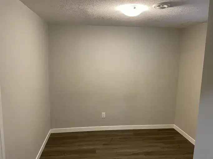 Apartment For Rent in Edmonton, Alberta