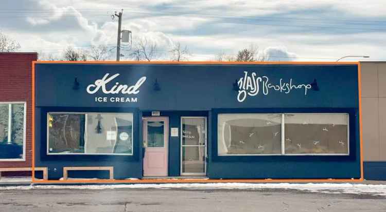 Retail For Sale in Medicine Hat, Alberta