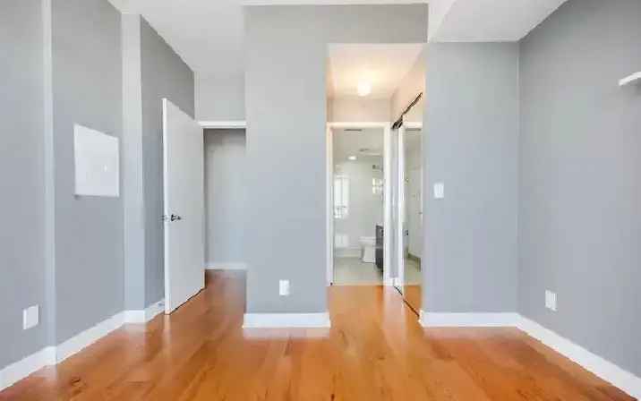 2 Bedroom 2 Bathroom Downtown Toronto