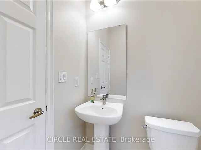 House For Sale in Oshawa, Ontario