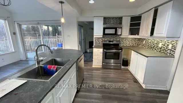 House For Sale in 1840, Shadybrook Drive, Pickering, Ontario