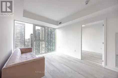 1 room apartment of 367 m² in Toronto