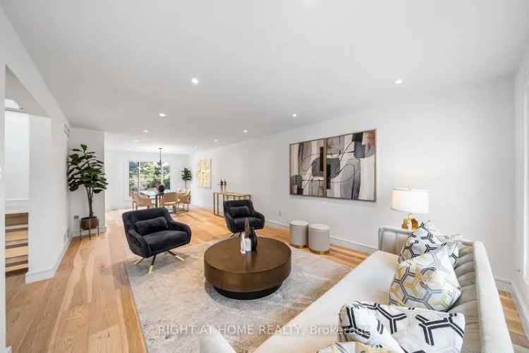 Luxury 4 2 Bedroom Home In Richmond Hill