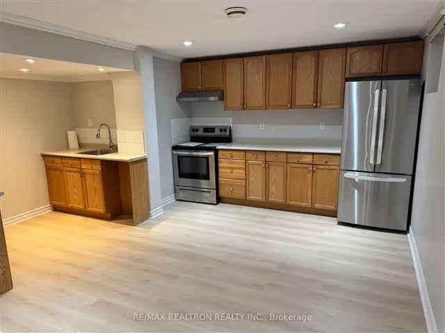 Newly Renovated 1-Bedroom Basement Apartment in Newmarket