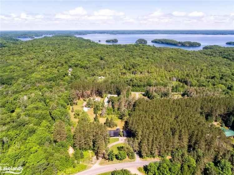 House For Sale in Muskoka Lakes Township, Ontario