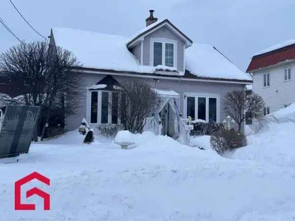 Two or More Storey House for Sale Estrie