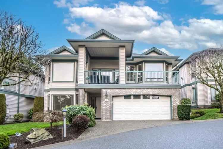 A $827,500.00 Townhouse with 4 bedrooms in Abbotsford West, Abbotsford