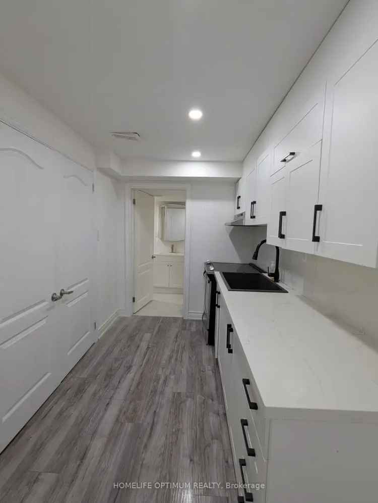 Holland Landing 5 1 Bedroom Home with Finished Walk Out Basement