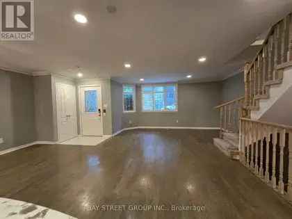 2 rooms apartment of 238 m² in Toronto