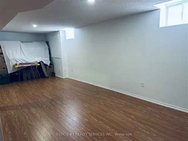 3 2 Bedroom Bungaloft in Fletcher Meadow Recently Renovated