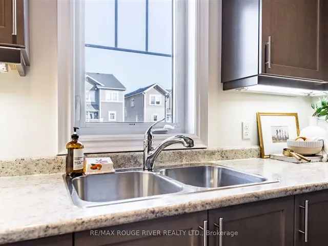 2-Bedroom Freehold Townhouse in North Oshawa