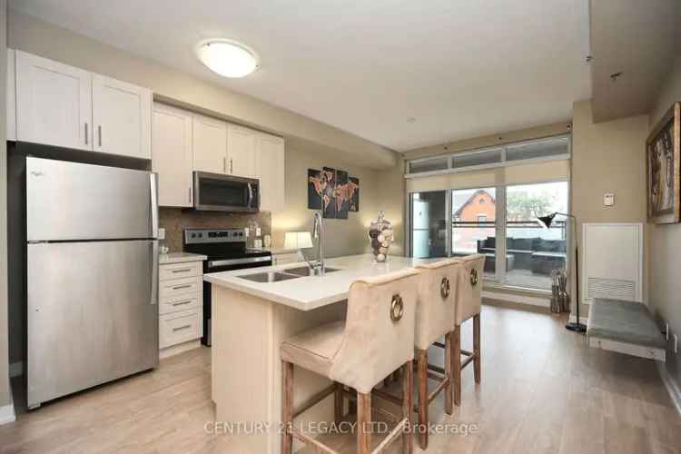 Condo For Sale in Oakville, Ontario