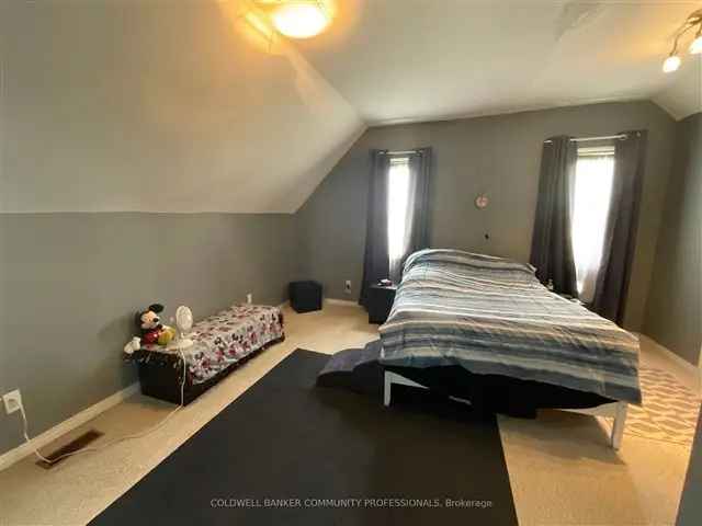 3-Bedroom Cute Country Property Haldimand County