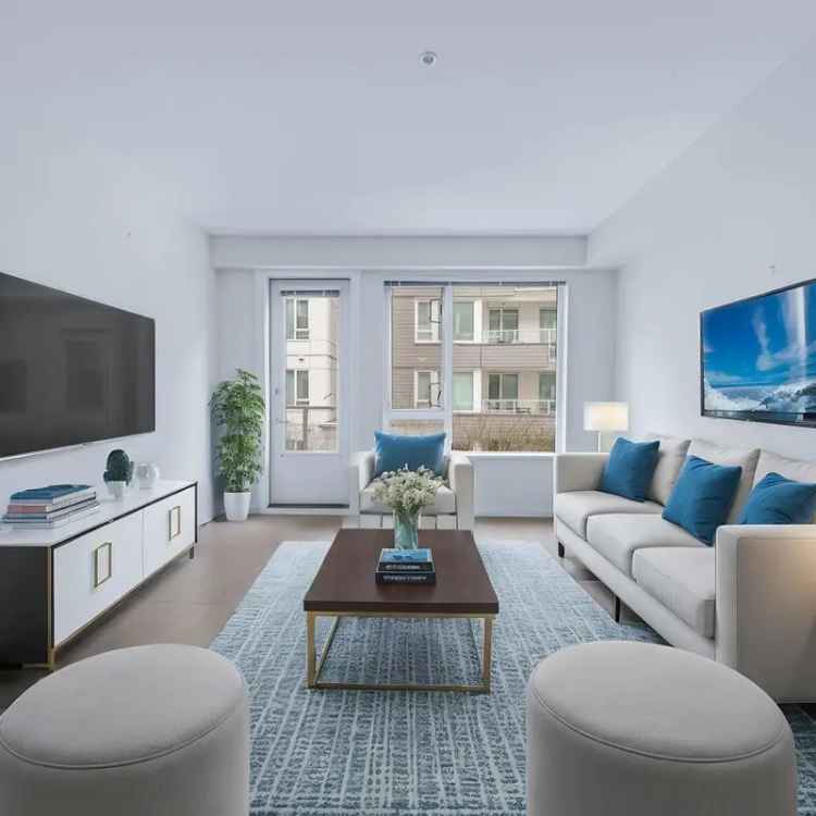 Spacious 1-Bedroom in West Quay by Polygon - City Living