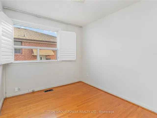 House For Sale in Toronto, Ontario