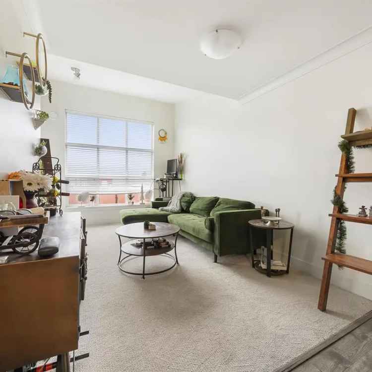 1 Bedroom Penthouse for Sale Near HighStreet Mall