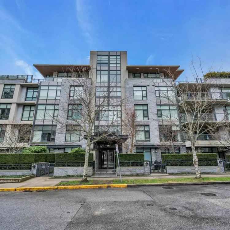 Luxury UBC Condo for Sale: Chancellor Place Spacious Living